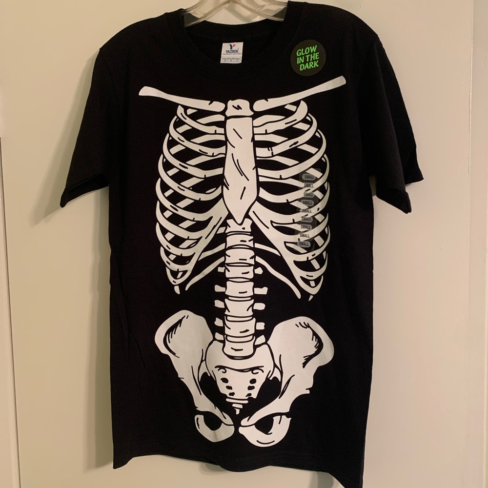 Bones glow in the dark graphic short sleeve t-shirt